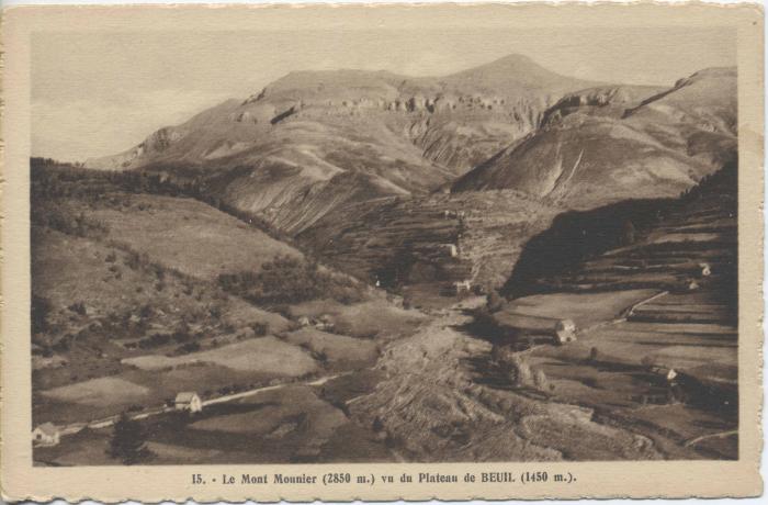 15. le Mont Mounier (2818m)vue du plateau de Beuil (alt. 1450m)